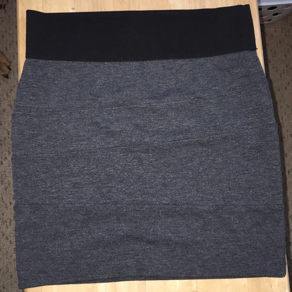 Charlotte Russe, Sz S, 15 inch length skirt